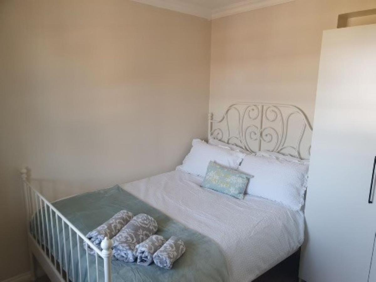 Stylish & Cozy 2-Bedroom Flat In Hoxton & Shoreditch London Exteriör bild