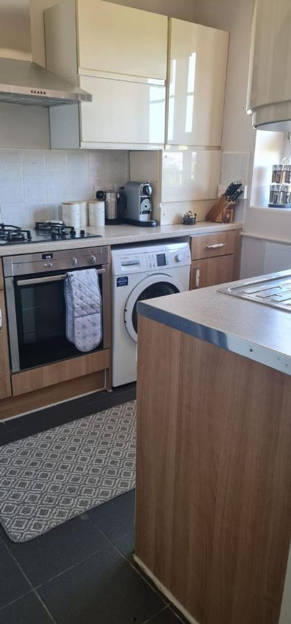Stylish & Cozy 2-Bedroom Flat In Hoxton & Shoreditch London Exteriör bild